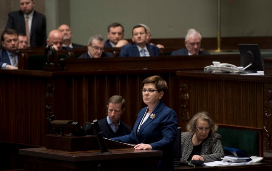 Beata Szydło rozpoczęła serię wystąpień w Sejmie ministrów, źródło: twitter.com/PremierRP