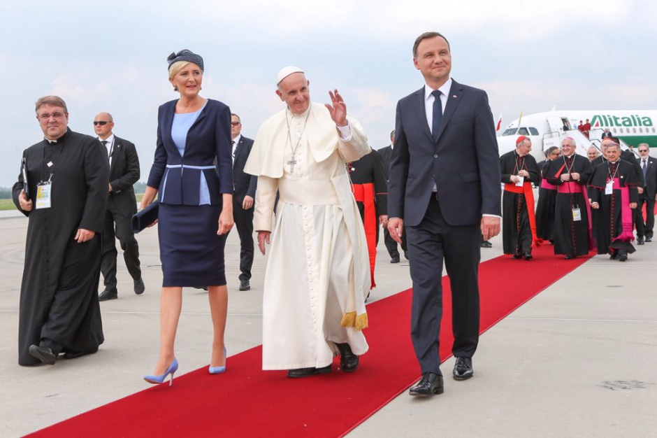 Powitanie papieża Franciszka w Balicach (fot. twitter)