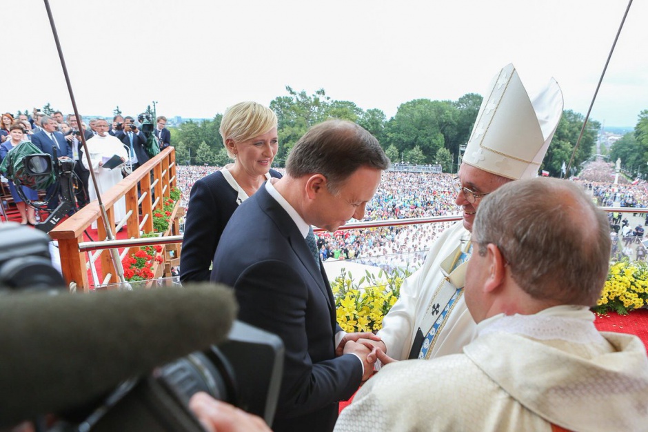 28 lipca para prezydencka na Jasnej Górze uczestniczyła we mszy z okazji 1050. rocznicy Chrztu Polski, którą odprawił Franciszek (fot. Kancelaria Prezydenta)