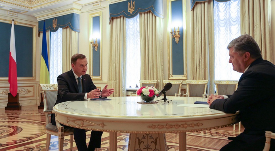 Andrzej Duda miał okazję rozmawiać z przywódcą Ukrainy w lipcu na szczycie NATO w Warszawie, źródło: twitter.com/prezydentpl