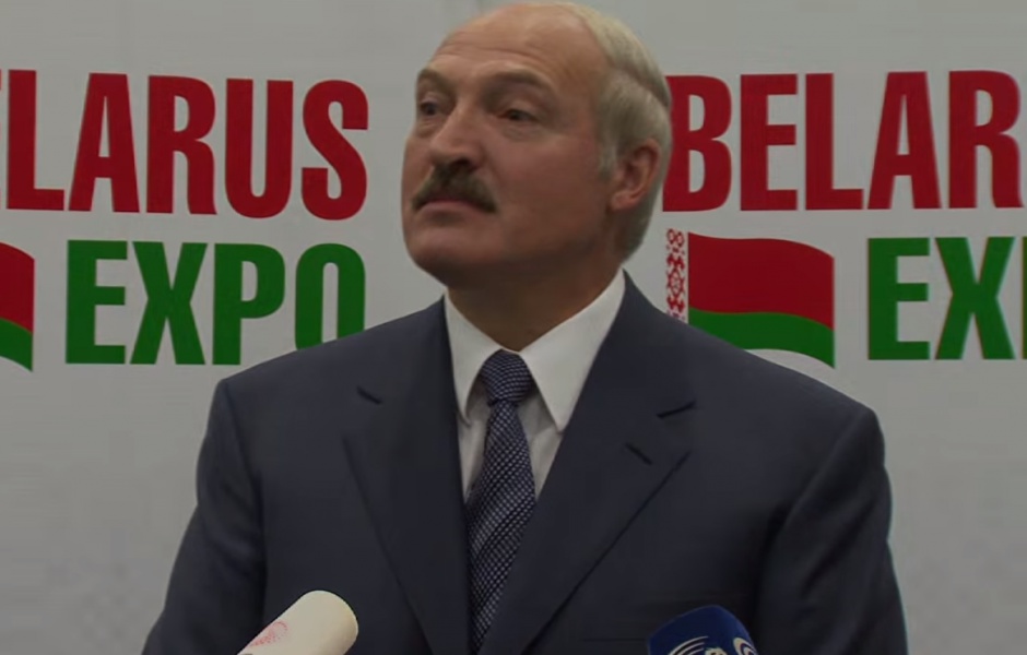 W sierpniu minęło 25 lat od ogłoszenia niepodległości przez Białoruś. Na zdjęciu prezydent kraju Aleksander Łukaszenko. (źródło: youtube.com)