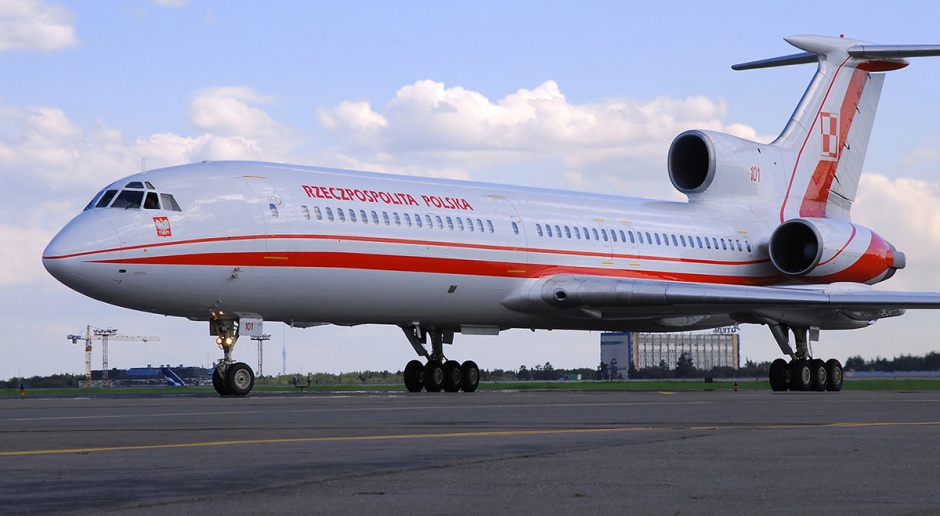 Samolot TU-154M w barwach rządowych. Taka maszyna uległa zniszczeniu w kwietniu 2010 roku, źródło: wikipedia.org/CC