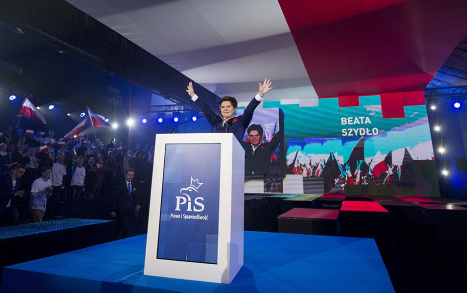 - Jeśli chodzi o to, co dalej, to trzeba patrzeć daleko do przodu - mówi premier Beata Szydło (fot.wybierzpis.org.pl)