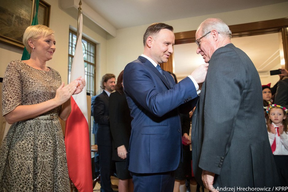 Uroczystość odznaczenia zasłużonych przedstawicieli Polonii (fot.twitter.com/prezydentpl)