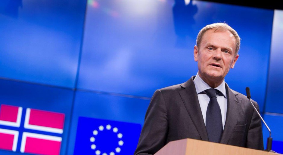 Donald Tusk opuścił Polską politykę w 2014 roku, gdy oddał rząd w ręce Ewy Kopacz a sam przyjął pracę w UE, źródło: twitter.com/eucopresident