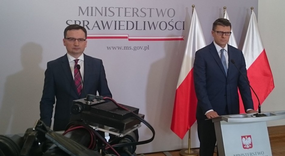Zbigniew Ziobro i wiceminister Marcin Warchoł, źródło: Ministerstwo Sprawiedliwości/twitter.com 