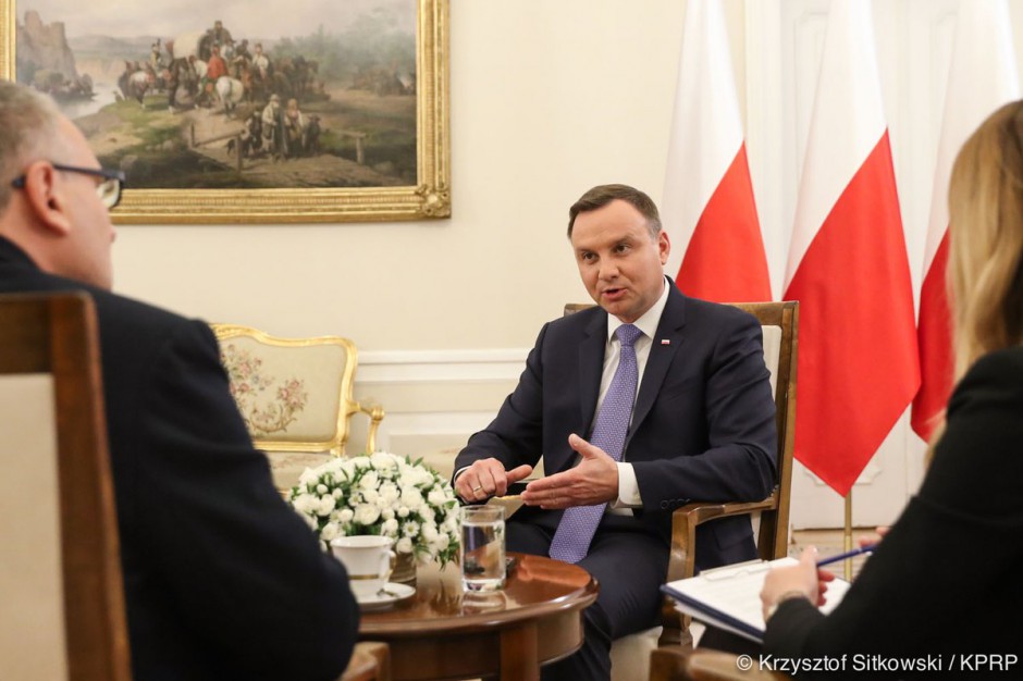 Nieoficjalnie prezydent Andrzej Duda otrzymał poprawki PiS do