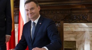 Zobacz, kto według Polaków zasługuje na miano polityka roku 2015