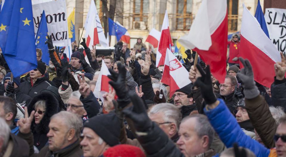 KOD na manifestację zaprasza Kaczyńskiego, Ziobrę, Gowina i Kukiza