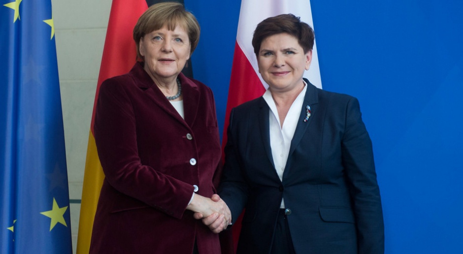 Beata Szydło udaje się na szczyt poświęcony kryzysowi migracyjnemu UE - Turcja