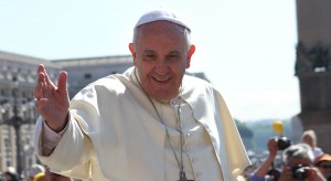 Papież: godność człowieka ściśle związana jest z pracą