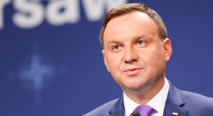 Andrzej Duda nie zawaha się przy obniżce wynagrodzeń w parlamencie?