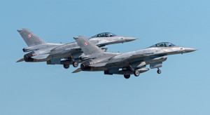 MON: polskie F-16 po raz drugi w tym tygodniu eskortowały amerykański bombowiec strategiczny B-52